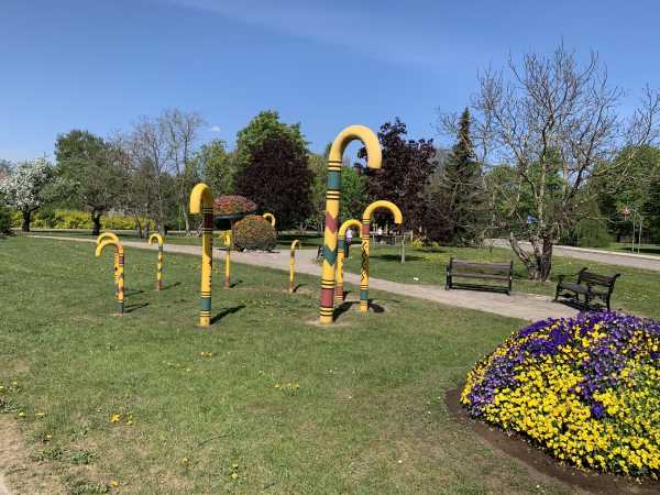 半岛体育登录-包含波兰主场击败拉脱维亚，提升排名的词条