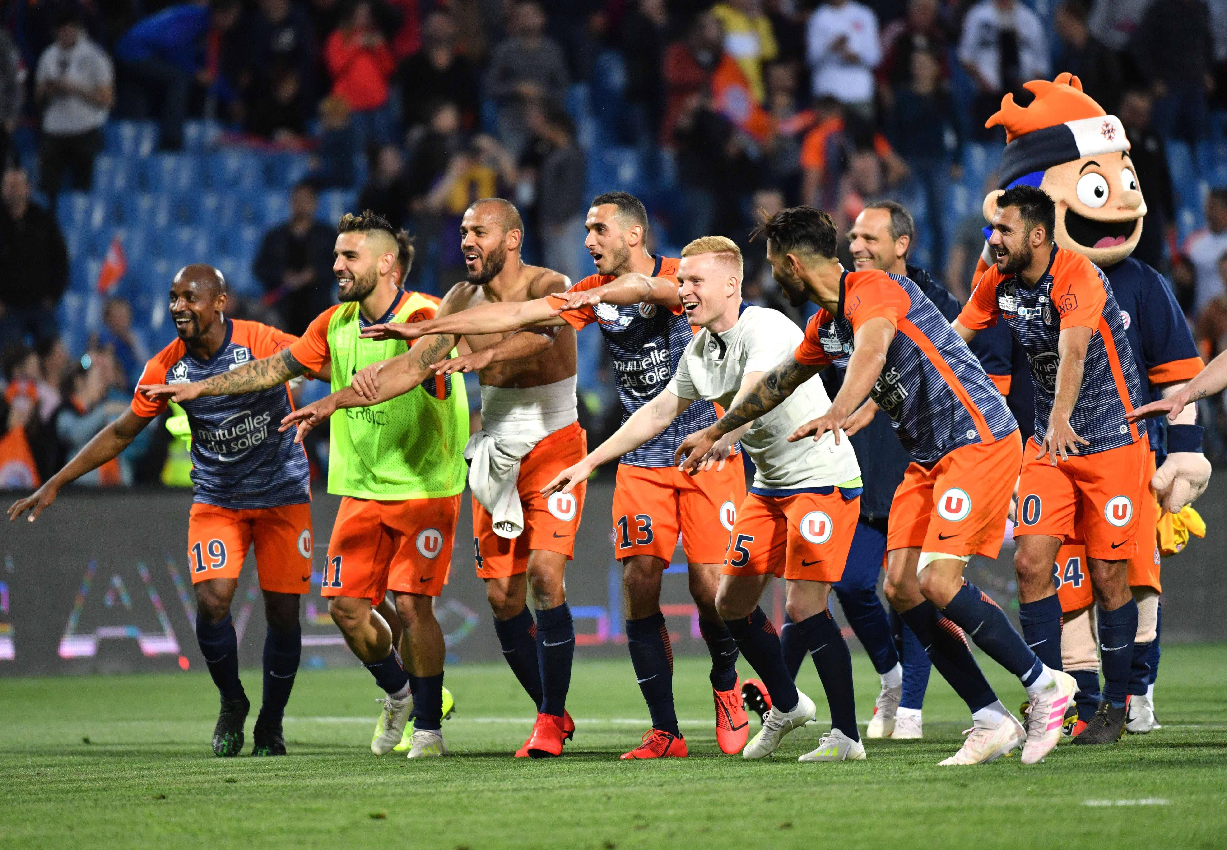 半岛体育app下载-圣埃蒂安队在主场比赛大获全胜