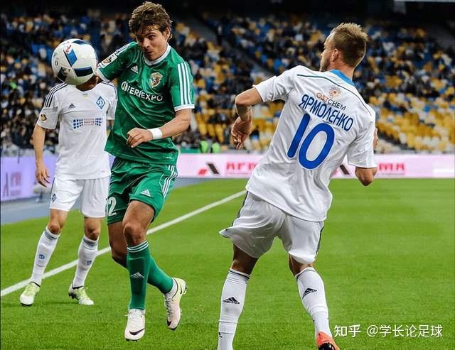 罗斯托克主场取胜，德乙联赛表现稳健