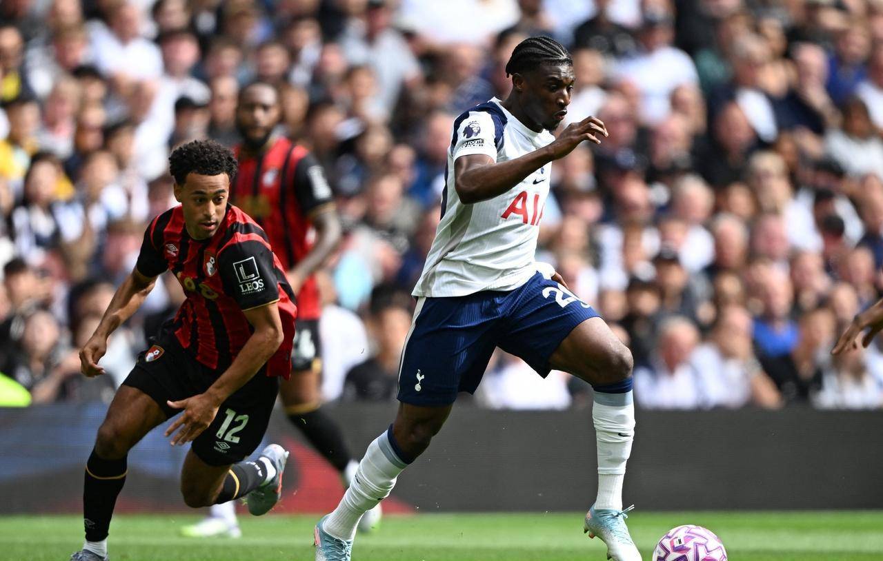 半岛体育网站-曼城客场击败桑德兰，继续保持全胜