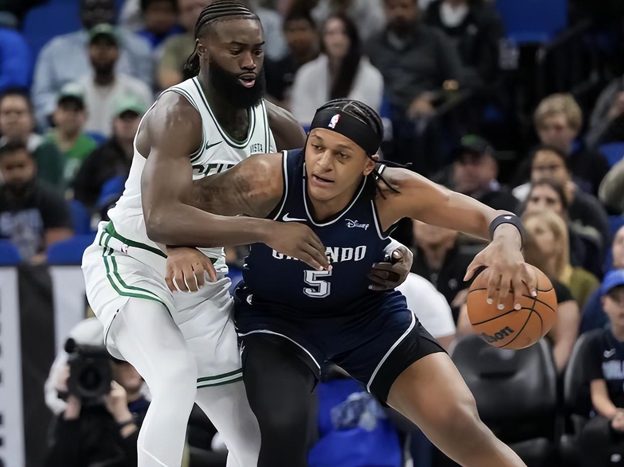 包含雄鹿淘汰热火，成功晋级东部决赛的词条