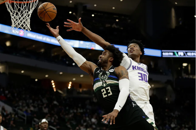 半岛体育官网app-主教练连挑战连败，球队变数重重