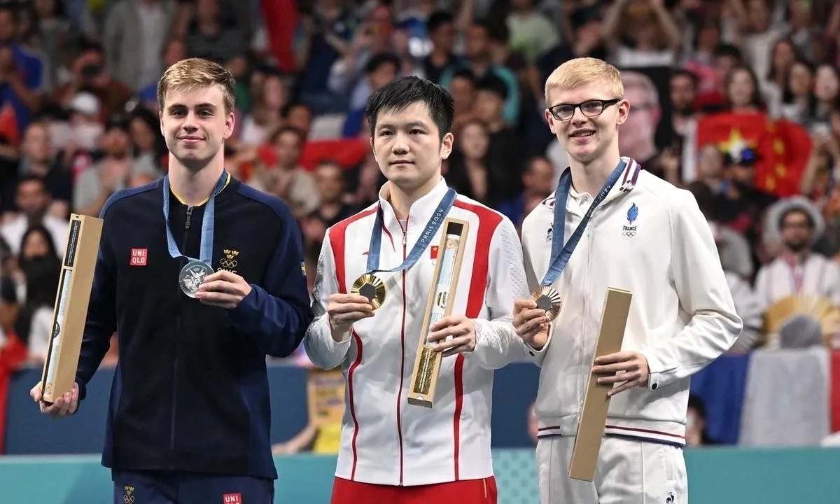 半岛体育注册-瑞士选手力克对手，夺得射击比赛金牌