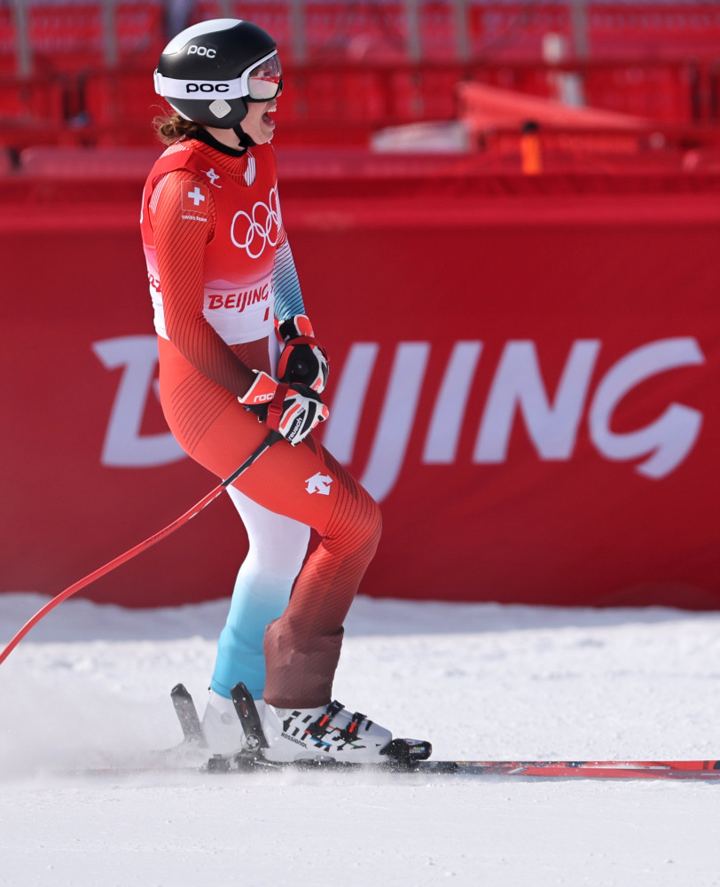 瑞士选手力克对手，夺得射击比赛金牌