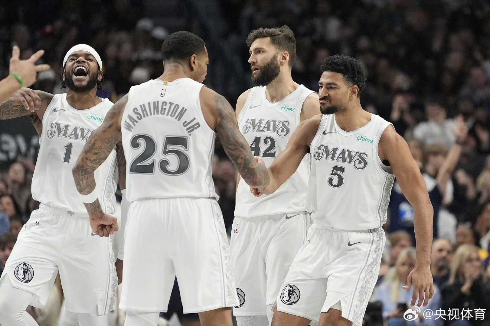 独行侠队逆袭成功，晋级总决赛的简单介绍