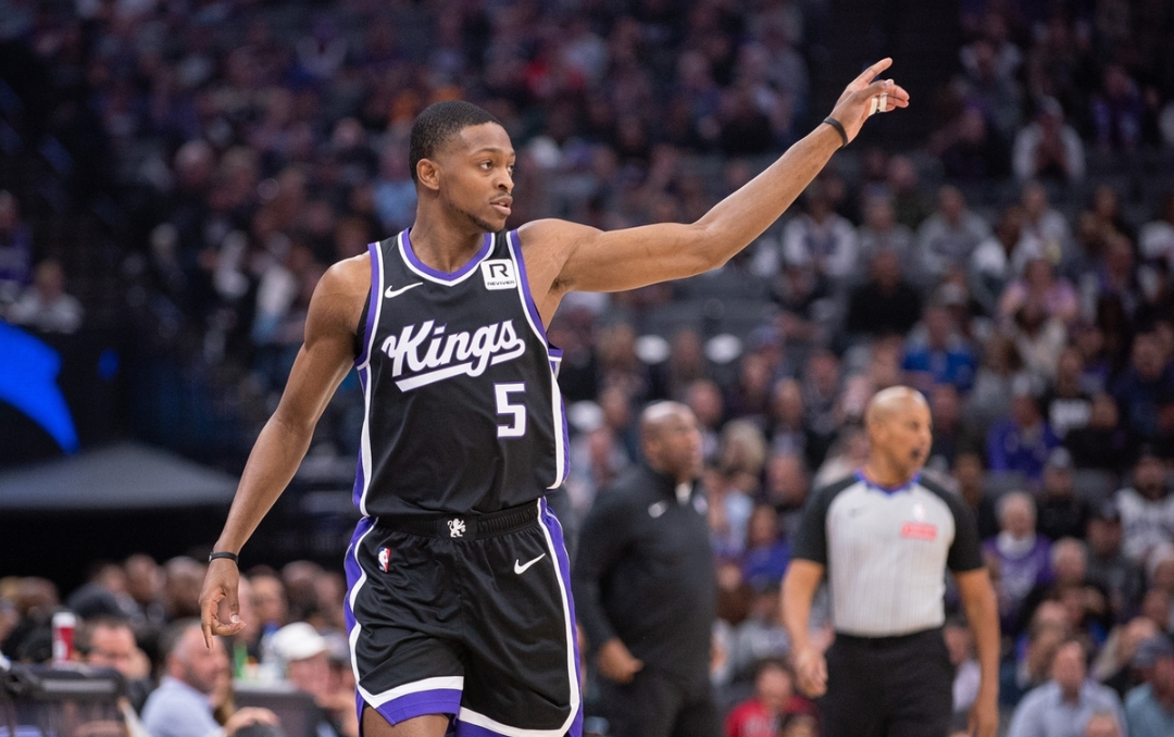 猛龙逆转国王，主场取得胜利