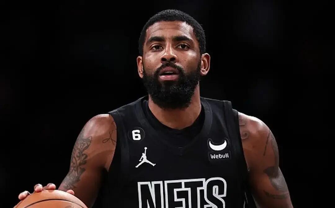 半岛体育app下载-篮网主场大胜老鹰，欧文全面发挥砍下三双