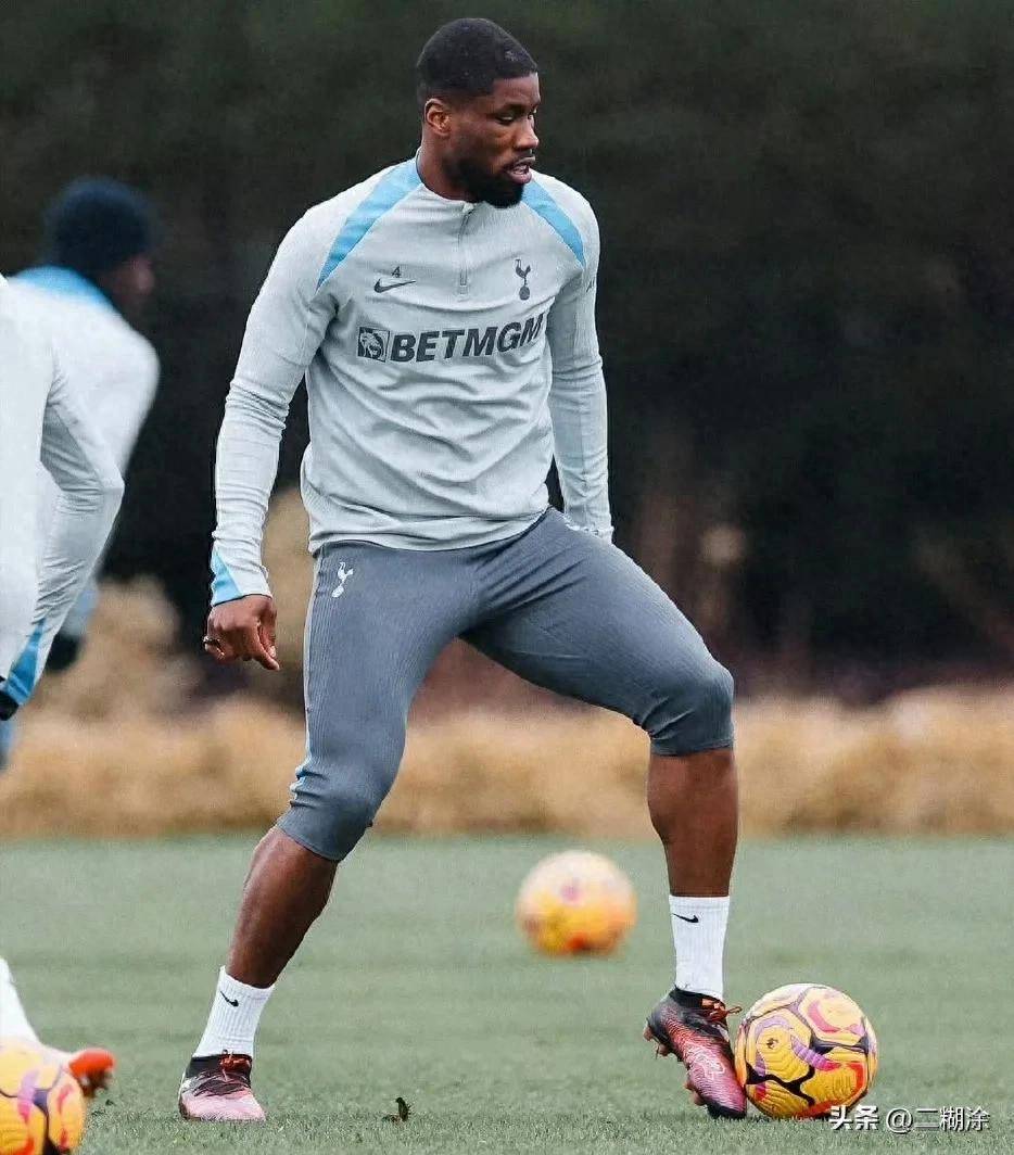 托特纳姆热刺队实力遭遇挑战，连续遭遇平局的简单介绍